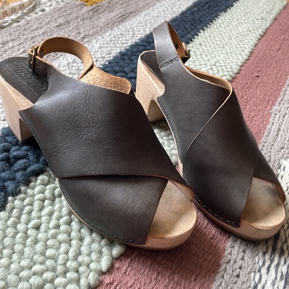 Bosabo France 🇫🇷 Gorgeous Handmade Leather Low Heel Wooden Soles - Size 8/8.5 - Picture 9 of 15